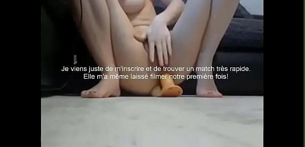  Éjacule avec un gode dans mon cul